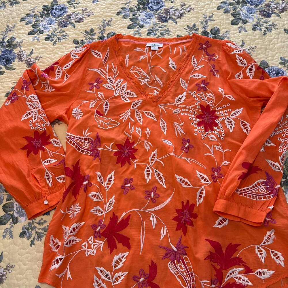 Johnny Was top in Size Medium NWOT, Orange, embroidered